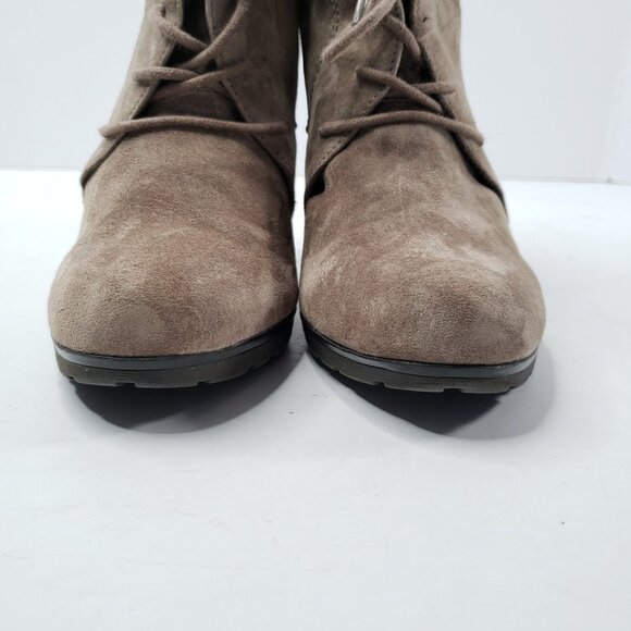 White Mountain Ankle Boots Size 7 Taupe Suede High Block Heel Dressy Booties - Picture 3 of 11